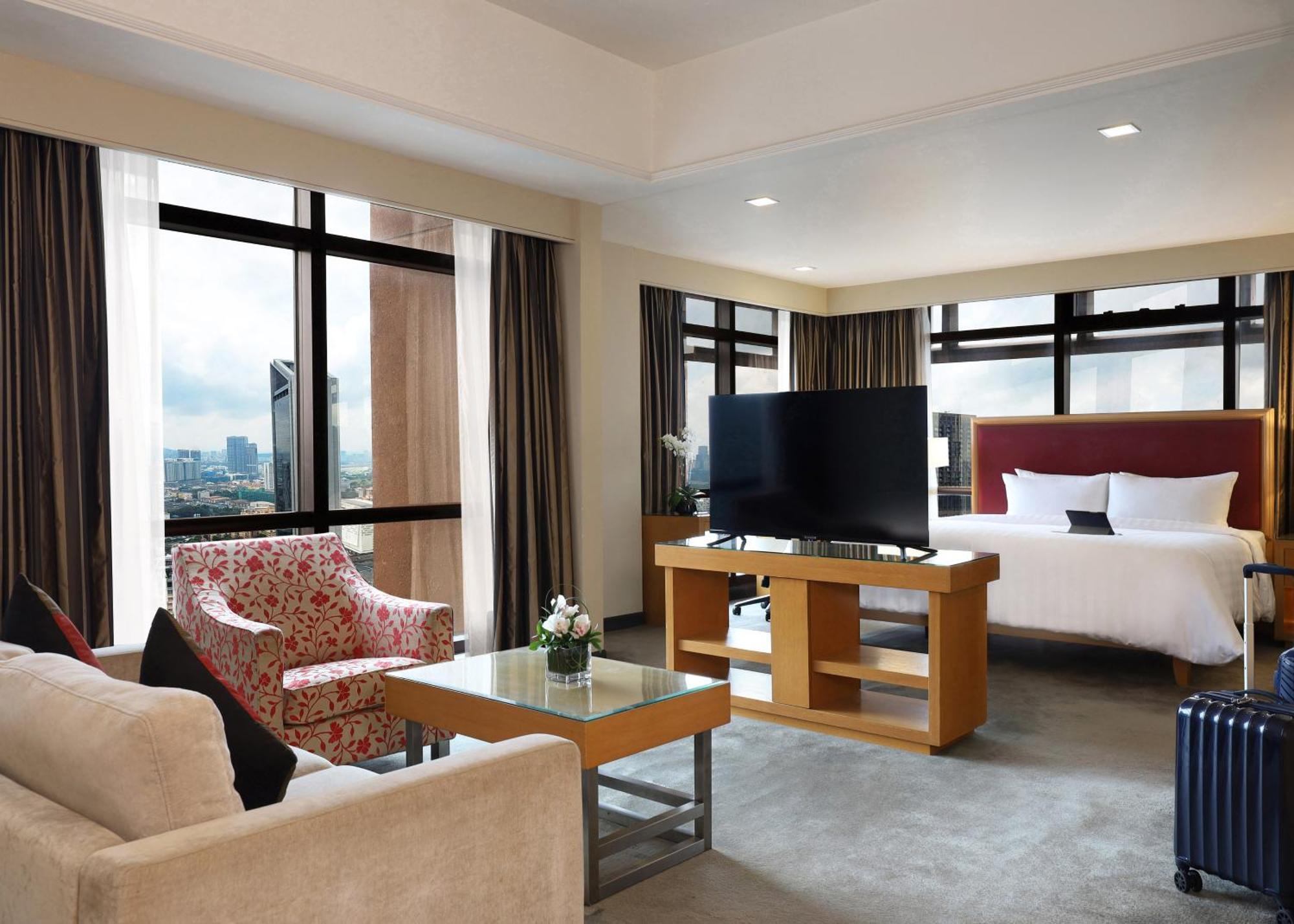Berjaya Times Square Hotel, Куала-Лумпур Экстерьер фото