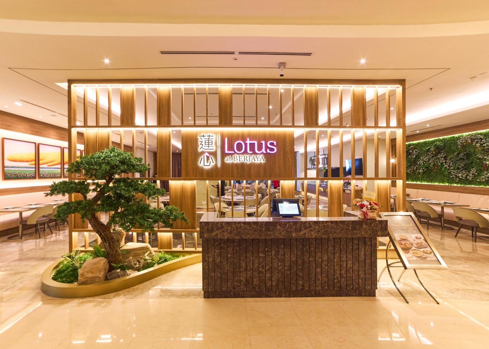 Berjaya Times Square Hotel, Куала-Лумпур Экстерьер фото