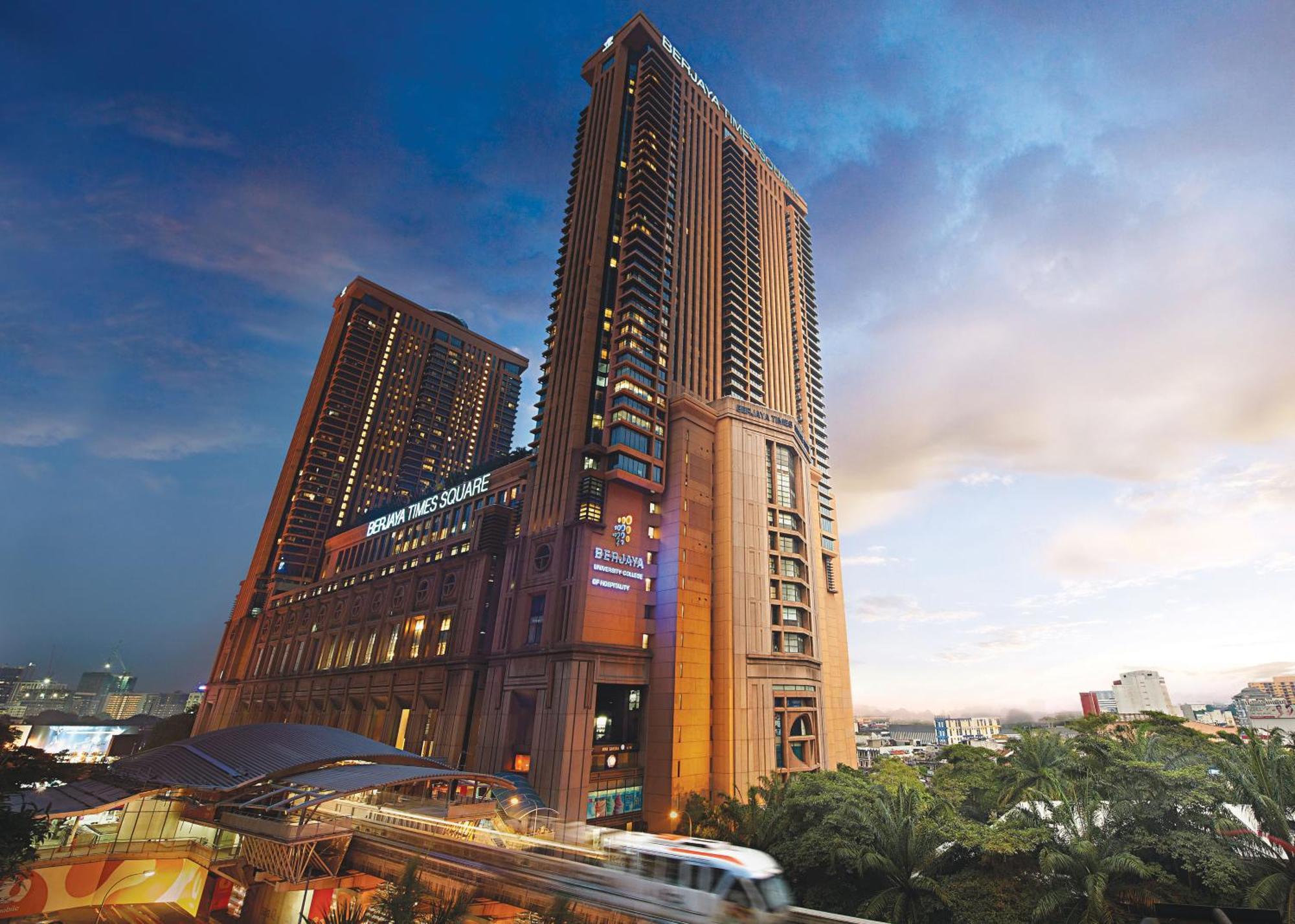 Berjaya Times Square Hotel, Куала-Лумпур Экстерьер фото